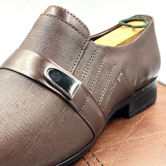 Metro Slip-on Loafers - Picture 5 of 9